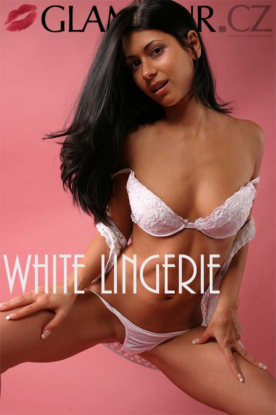 Radka 4 / 12 / White Lingerie